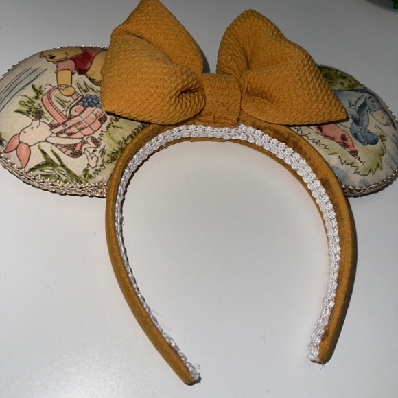 Custom Made Vintage Winnie the Pooh Minnie Ears Headband Pooh Bear Disney Ears - Picture 3 of 4